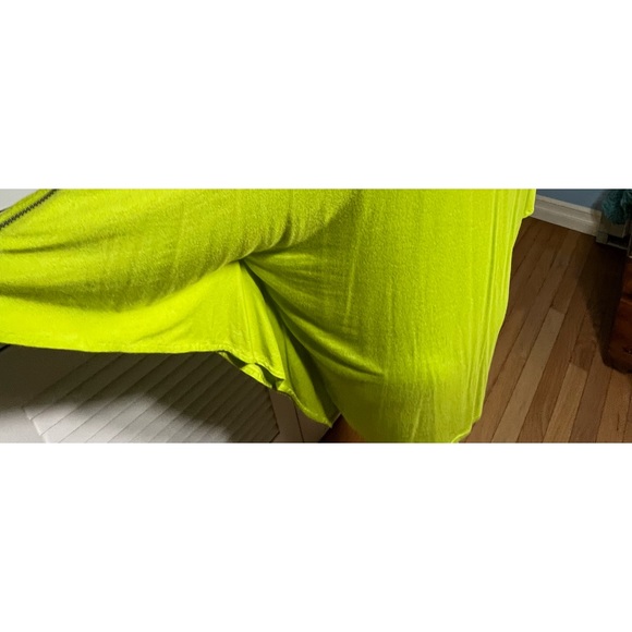 Micheal Kors size med women's top line green - Picture 8 of 16